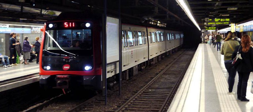 METRO (U-Bahn) BARCELONA: Infos, Pläne, Tickets &amp; Preise (2018)